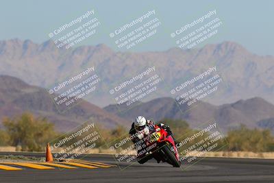 media/Nov-06-2022-SoCal Trackdays (Sun) [[208d2ccc26]]/Turn 14 (930am)/